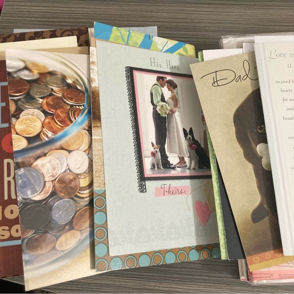 100 Assorted Hallmark Cards - Picture 3 of 4